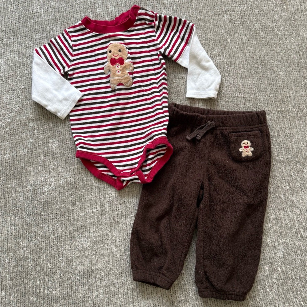 Gymboree Gingerbread Baby Outfit Set
Bodysuit & Fleece‎ Pants 12-18M
